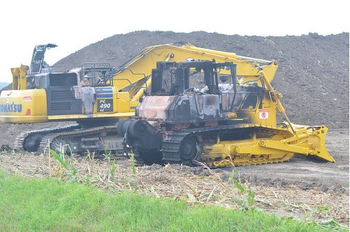 DAPL construction equipment at a pipeline site in Iowa, damaged by a fire in August. Image via Newton Dialy News